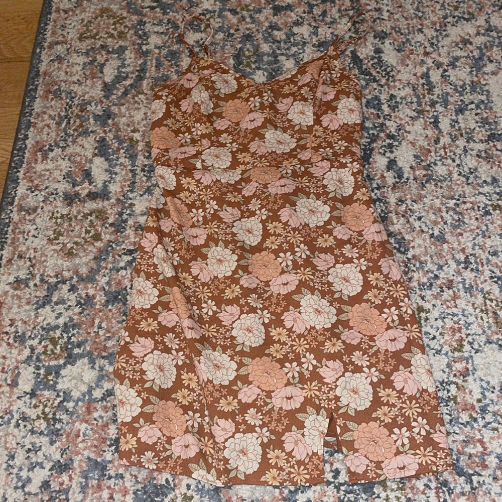 Dress with pattern